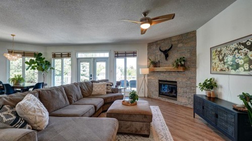 106 Derochie Drive West, Claresholm, AB 