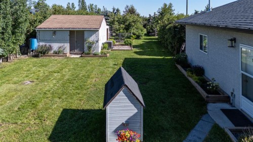 106 Derochie Drive West, Claresholm, AB 