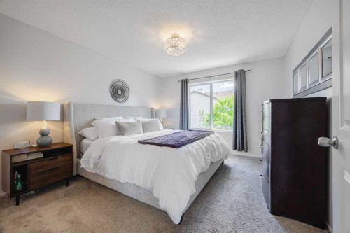 82 Brightondale Parade Se, Calgary, AB 