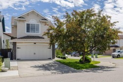 82 Brightondale Parade SE Calgary, AB T2Z 4G5