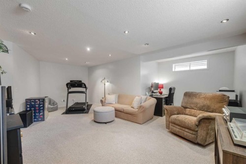 82 Brightondale Parade Se, Calgary, AB 