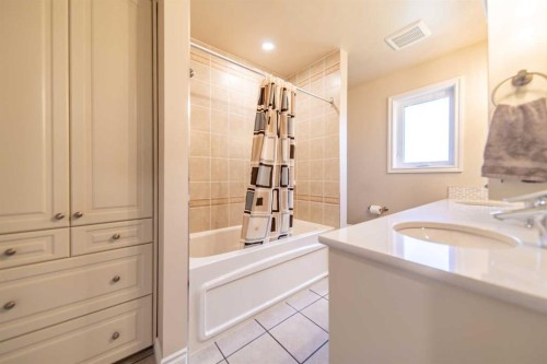 310 Silver Ridge Crescent Nw, Calgary, AB 