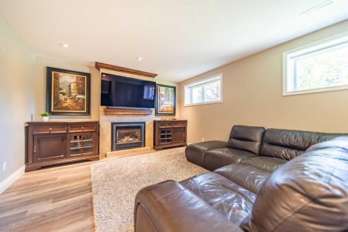 310 Silver Ridge Crescent Nw, Calgary, AB 