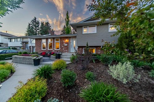 310 Silver Ridge Crescent Nw, Calgary, AB 