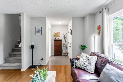 111 Walden Drive Se, Calgary, AB 