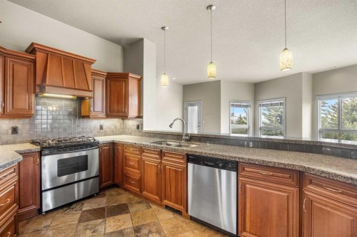 135 Hamptons Terrace Nw, Calgary, AB 