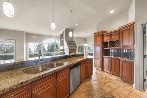 135 Hamptons Terrace Nw, Calgary, AB 