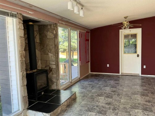 299 3Rd Avenue Se, Diamond Valley, AB 