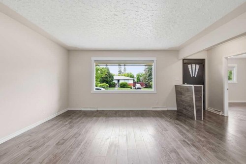 7428 23 Street Se, Calgary, AB 
