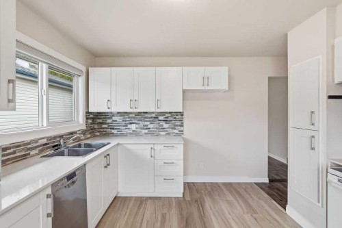 7428 23 Street Se, Calgary, AB 