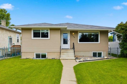 7428 23 Street Se, Calgary, AB 