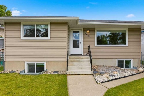 7428 23 Street Se, Calgary, AB 
