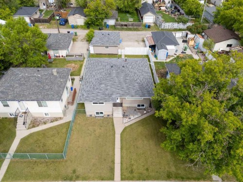 7428 23 Street Se, Calgary, AB 