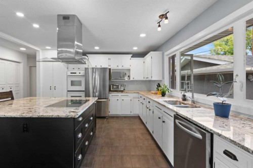 20 Mapleburn Drive Se, Calgary, AB 
