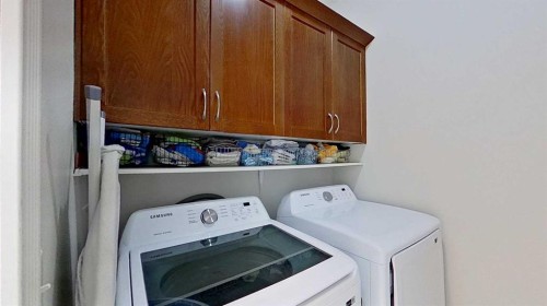24-33049 Range Road 12, Rural Mountain View County, AB - Indoor Photo Showing Laundry Room