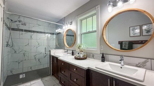 24-33049 Range Road 12, Rural Mountain View County, AB - Indoor Photo Showing Bathroom