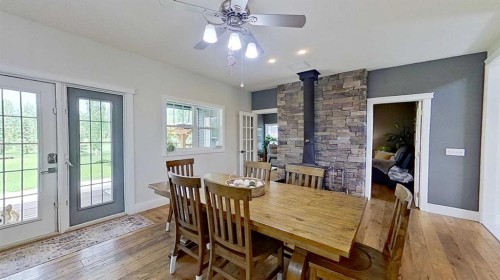 24-33049 Range Road 12, Rural Mountain View County, AB - Indoor Photo Showing Dining Room