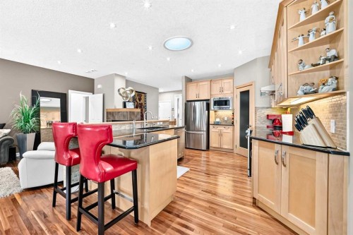 253 Bridle Estates Road Sw, Calgary, AB 