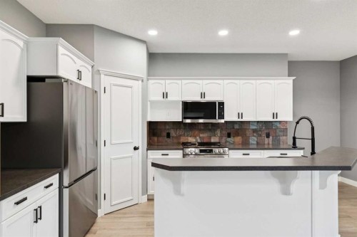 137 Prestwick Mews Se, Calgary, AB 