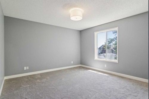 137 Prestwick Mews Se, Calgary, AB 