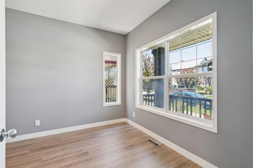 137 Prestwick Mews Se, Calgary, AB 