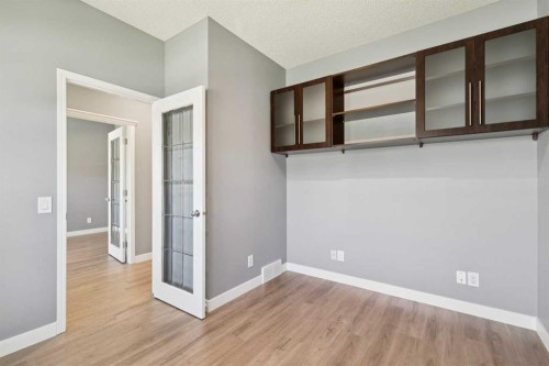 137 Prestwick Mews Se, Calgary, AB 