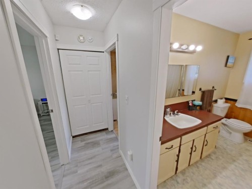 121 Park Crescent, Stavely, AB 