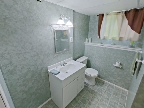 121 Park Crescent, Stavely, AB 