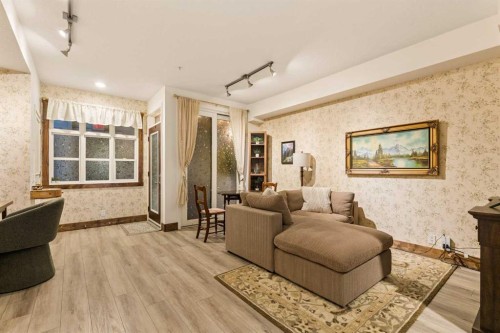 243-1719 9A Street SW Calgary, AB T2T 6S3