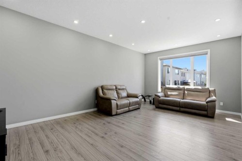 108 Cityside Park Ne, Calgary, AB 