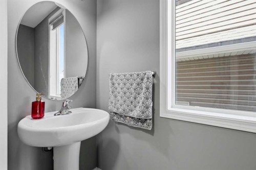 108 Cityside Park Ne, Calgary, AB 