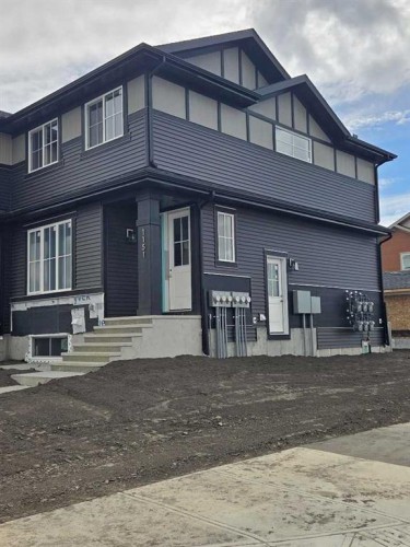 1151 Cobblestone Boulevard SW Airdrie, AB T4B 5W5