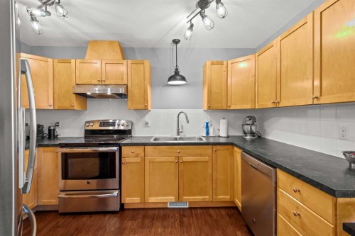 229 3 Avenue Ne, Three Hills, AB 