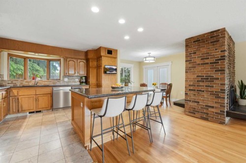 1439 90 Avenue Sw, Calgary, AB 