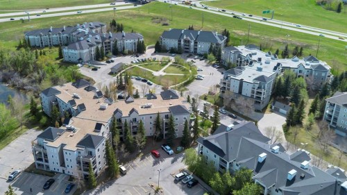 405-4000 Somervale Court SW Calgary, AB T2Y 4J3