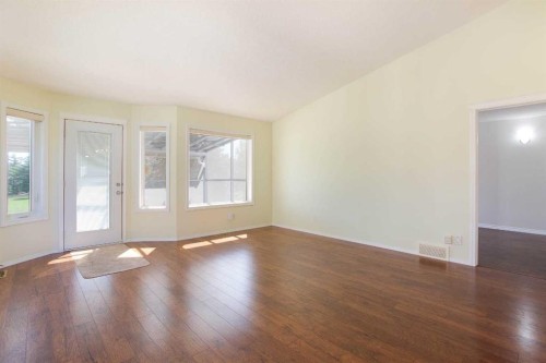 612 Riverside Boulevard Nw, High River, AB 