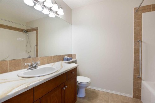 612 Riverside Boulevard Nw, High River, AB 