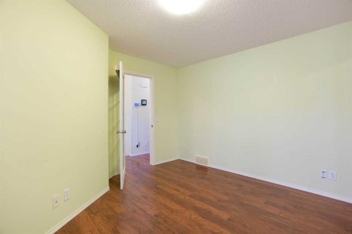 612 Riverside Boulevard Nw, High River, AB 