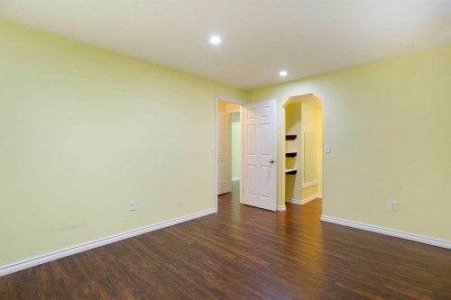 612 Riverside Boulevard Nw, High River, AB 