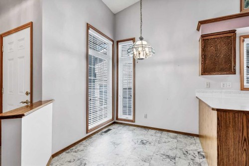 20 Douglasview Park Se, Calgary, AB 