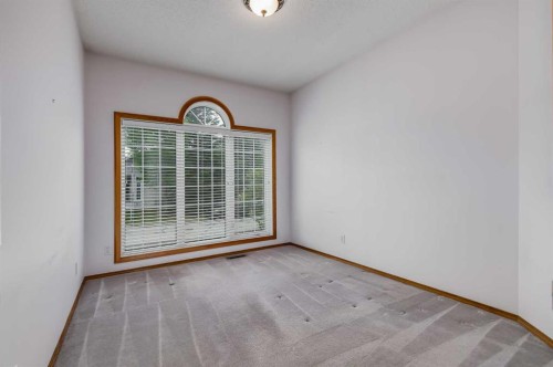 20 Douglasview Park Se, Calgary, AB 