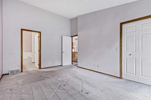 20 Douglasview Park Se, Calgary, AB 