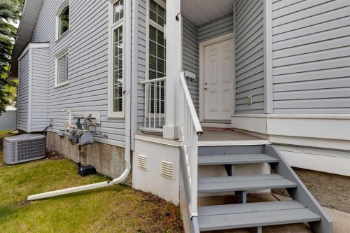 20 Douglasview Park Se, Calgary, AB 