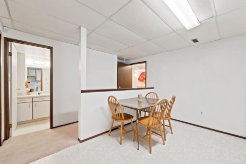4308 38 Street Ne, Calgary, AB 