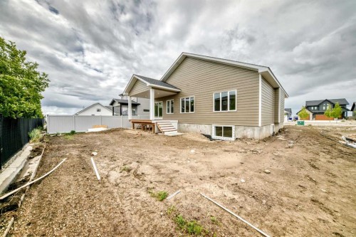 31 Williams Avenue, Olds, AB 