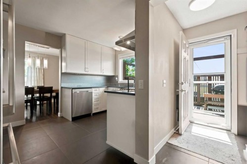 1016 Pensdale Crescent Se, Calgary, AB 