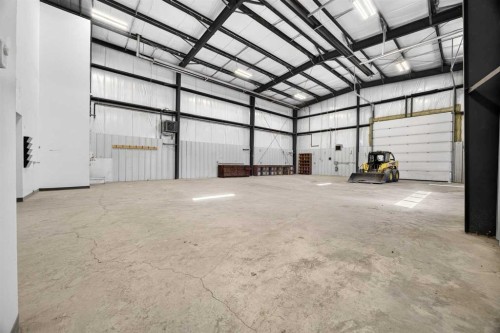 240086 Frontier Crescent, Rural Rocky View County, AB 