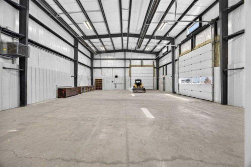 240086 Frontier Crescent, Rural Rocky View County, AB 