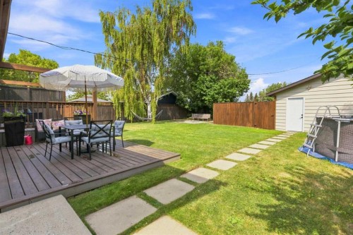 331 Queensland Circle Se, Calgary, AB - Outdoor With Deck Patio Veranda