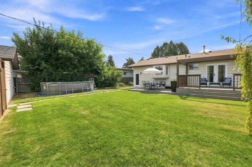 331 Queensland Circle Se, Calgary, AB - Outdoor With Deck Patio Veranda
